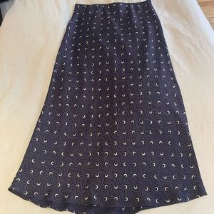 Aritzia Babaton Midi Silk Moon Skirt